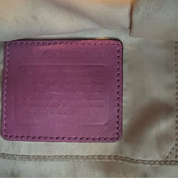 Coach purse - Picture 4 of 12